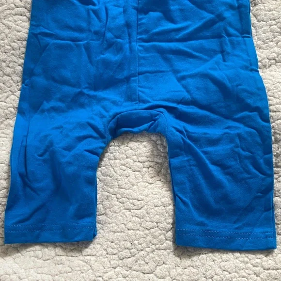 “Luigi” Infant Overall and Hat Set - Picture 5 of 6